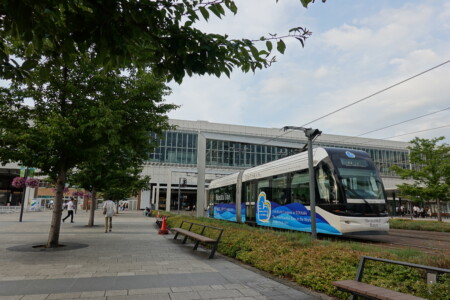 富山駅